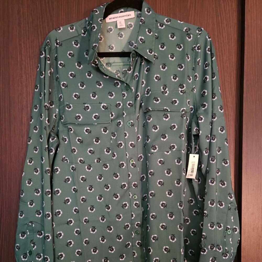 Amazon essentials long sleeved shirt